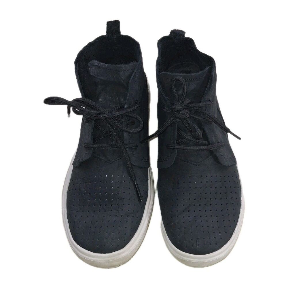 Merrell Around Town City Chukka Air Sneaker Women's 6 Black Leather J94332